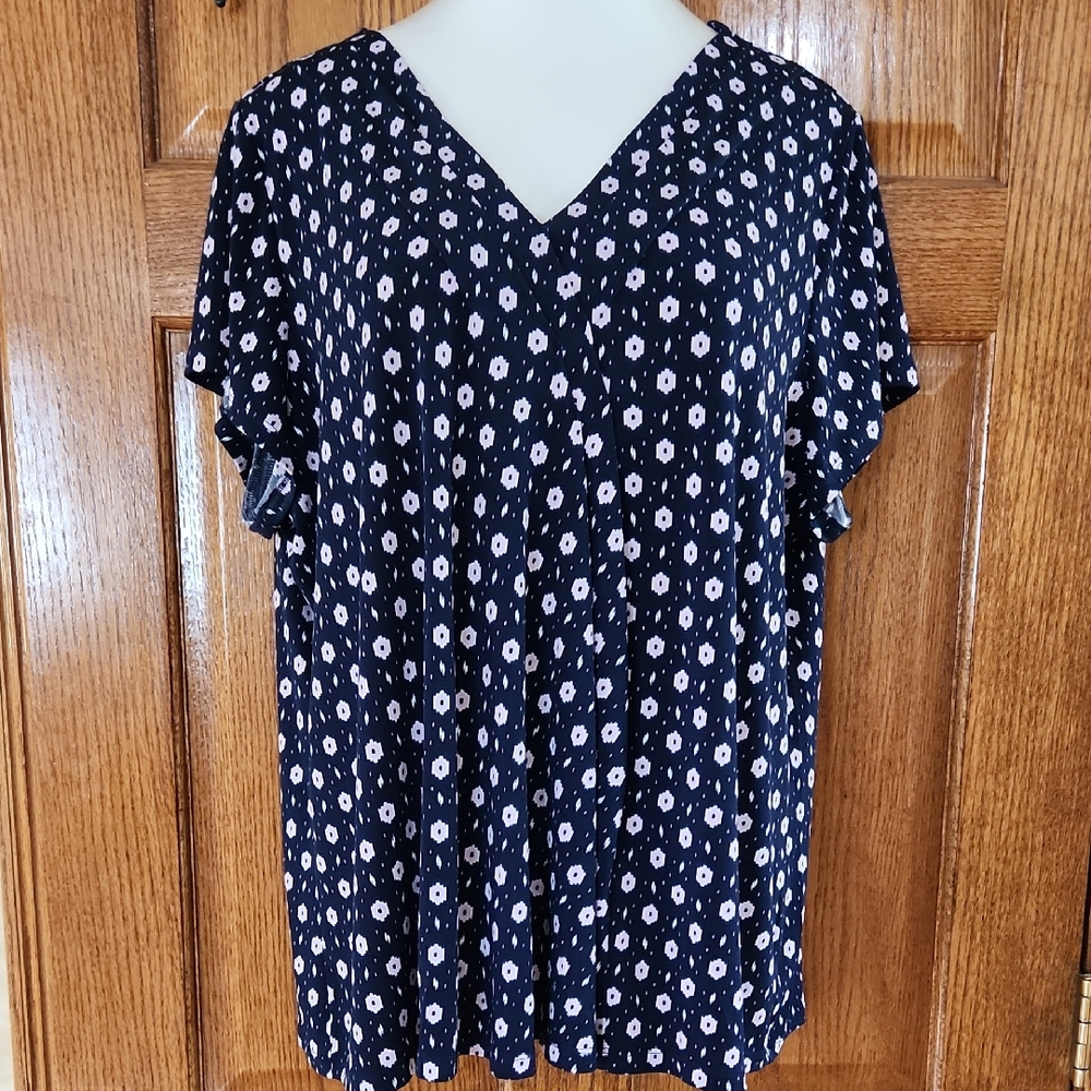 Lane Bryant Navy and White Floral V-Neck Blouse